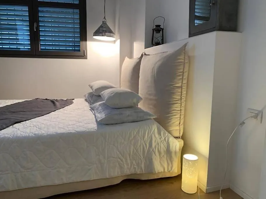 Cozy Room In The Heart Of Como