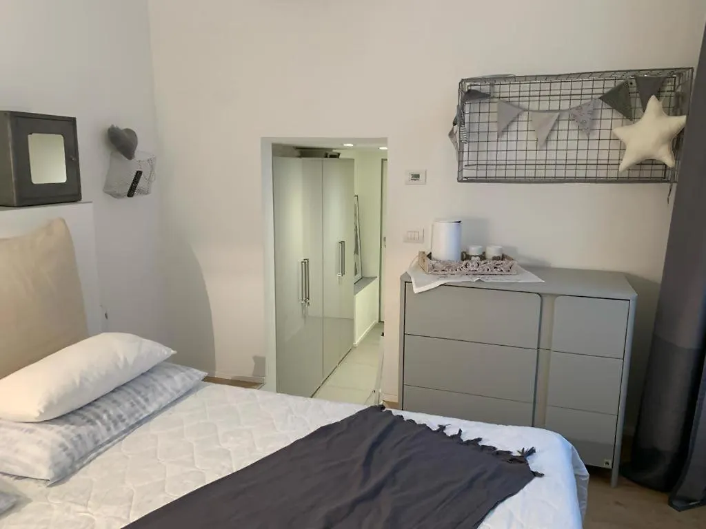 Cozy Room In The Heart Of Como Itálie