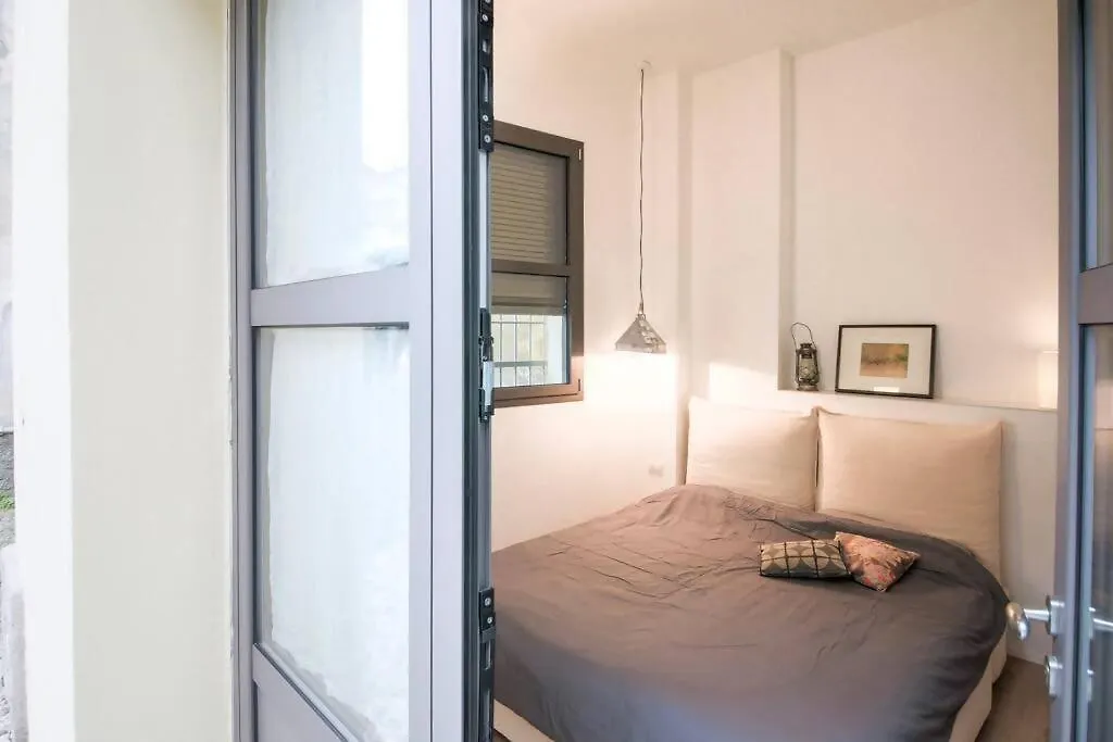Cozy Room In The Heart Of Como