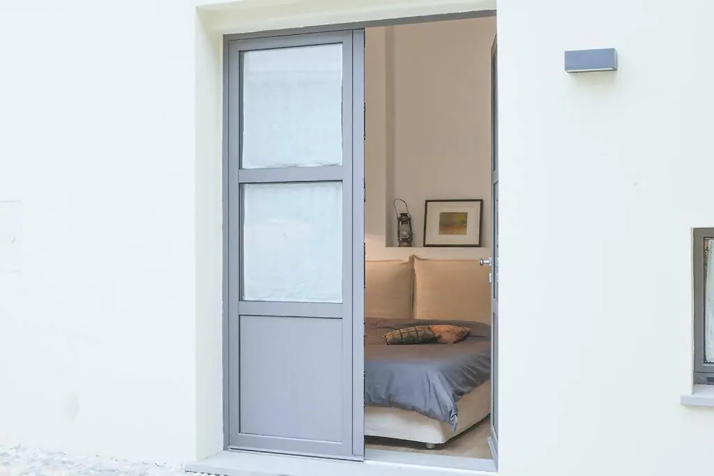 Cozy Room In The Heart Of Como 0*,  Italy